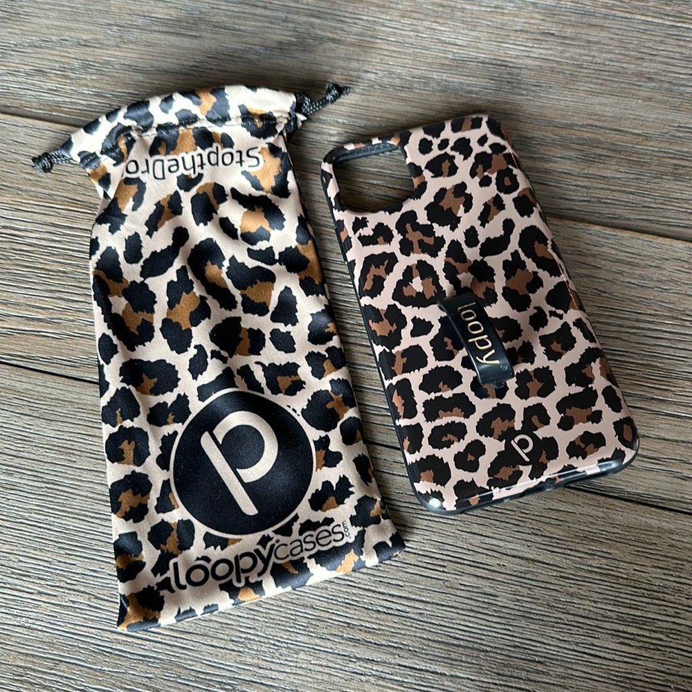 iPhone 11 Pro Max Loopy Case Leopard Print Phone Case